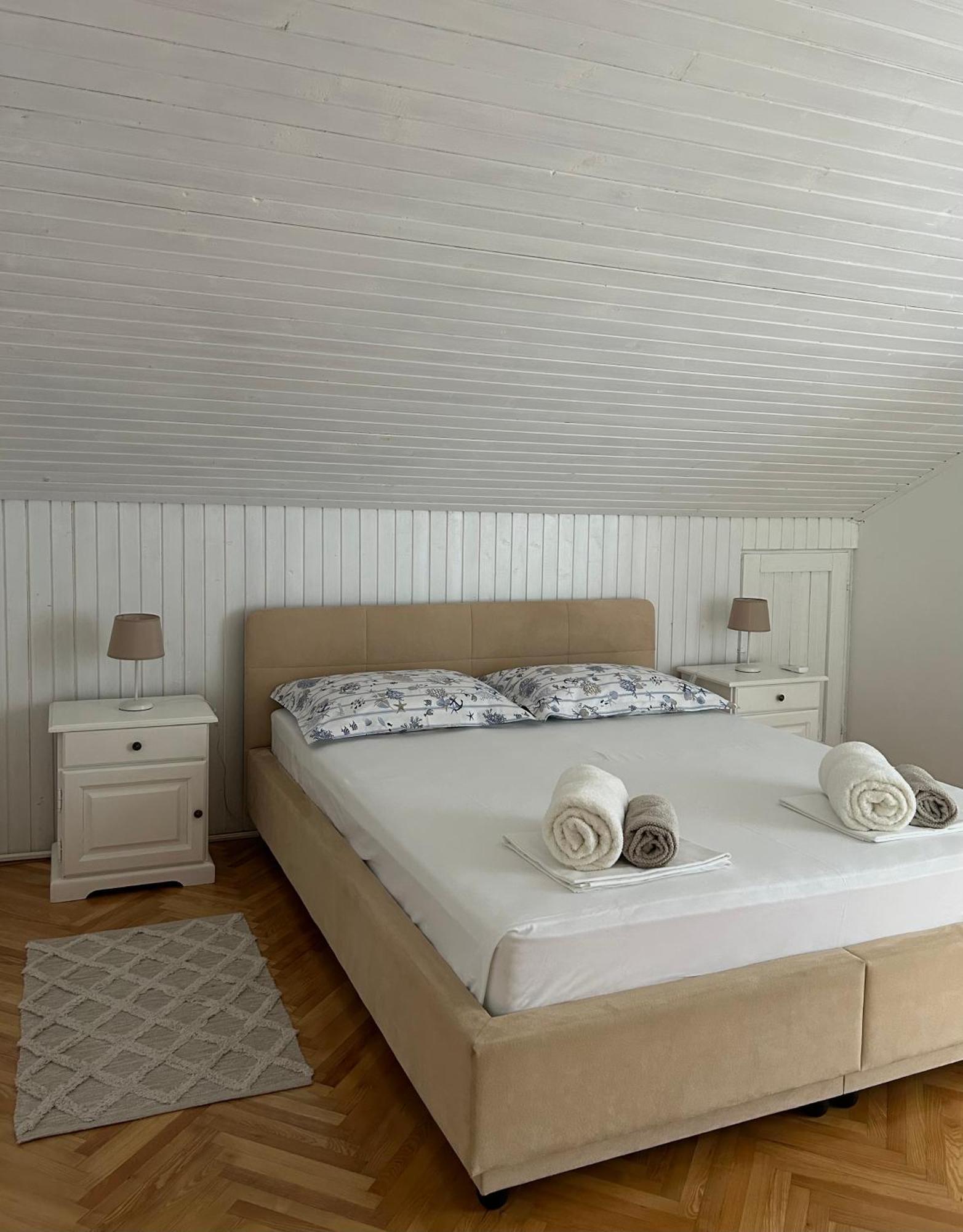 Debeljak Holiday Home Villa Emma מראה חיצוני תמונה